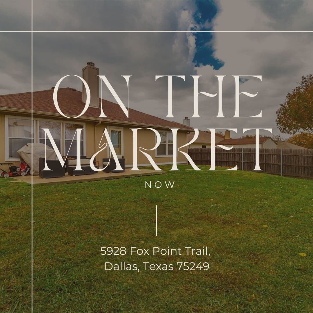 Check out this exclusive listing and the best Christmas lights in FW!
